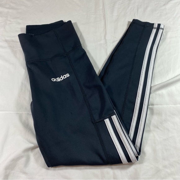 Adidas Woman’s black Leggings Small athletic pants Hip Pocket White Leg Runners - Picture 7 of 7